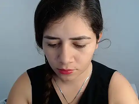 Luna zoe online show from 19, 6, 2026