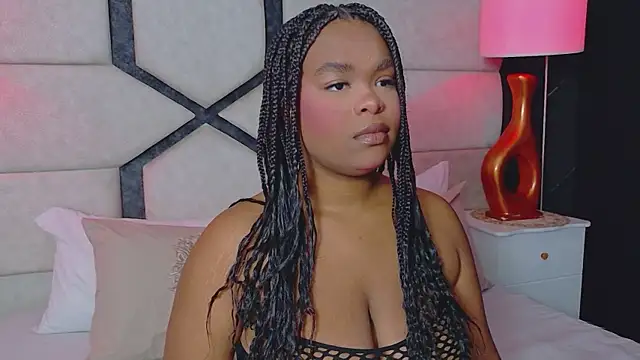 Snapshot of EbonyHenner chatting on 14, 7, 2026 EbonyHenner online show from 14, 7, 2026