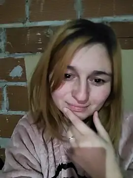 Snapshot of marulimary chatting on 14, 7, 2026 marulimary online show from 14, 7, 2026