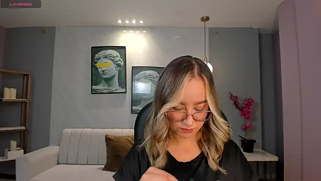 NovaSinclairX online show from 5, 8, 2026