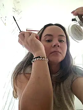 Snapshot of Mandy-moore28 chatting on 10, 7, 2026 Mandy-moore28 online show from 10, 7, 2026