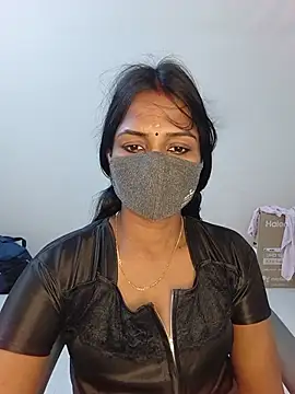 Snapshot of YALINITWO7_TAMIL chatting on 3, 7, 2026 YALINITWO7 TAMIL online show from 3, 7, 2026