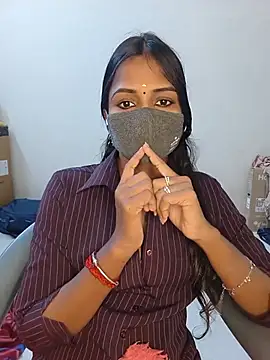 Snapshot of YALINITWO7_TAMIL chatting on 6, 7, 2026 YALINITWO7 TAMIL online show from 6, 7, 2026