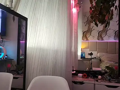 Snapshot of EnricoNetto chatting on 23, 7, 2026 EnricoNetto online show from 23, 7, 2026
