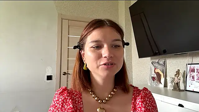 Snapshot of Karolinefrog chatting on 17, 6, 2026 Karolinefrog online show from 17, 6, 2026