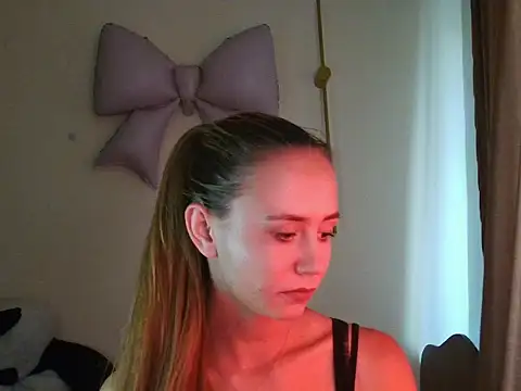 MyLittle Flame  online show from 12, 7, 2026