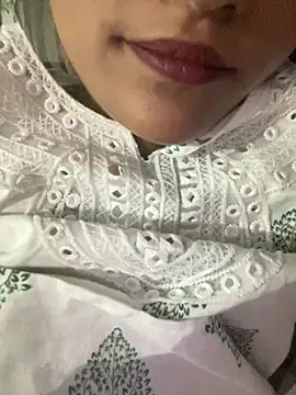 Snapshot of 5336Preetkaur873 chatting on 18, 6, 2026 5336Preetkaur873 online show from 18, 6, 2026