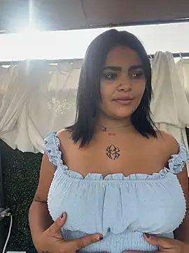 HoneyBunXXX online show from 25, 6, 2026