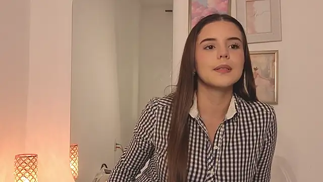 Snapshot of Isabellebotero chatting on 23, 6, 2026 Isabellebotero online show from 23, 6, 2026