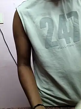 Snapshot of velchennai chatting on 3, 7, 2026 velchennai online show from 3, 7, 2026