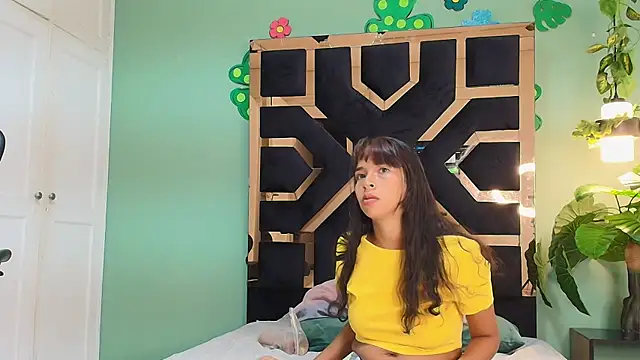 Snapshot of HANNA_SEBAS chatting on 4, 7, 2026 HANNA SEBAS online show from 4, 7, 2026