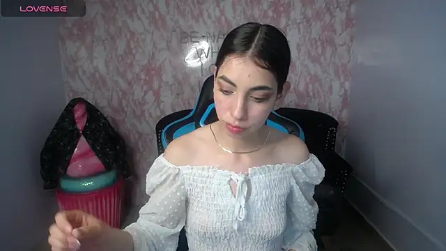 KiaraStar ch online show from 24, 7, 2026