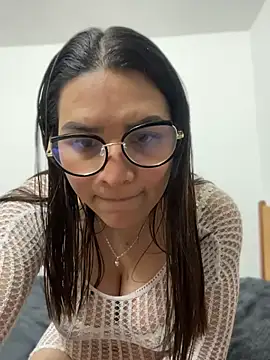Mia monroe1 online show from 6, 8, 2026