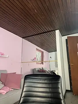 Snapshot of GabyLopez_Pink chatting on 15, 7, 2026 GabyLopez Pink online show from 15, 7, 2026