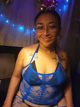 Snapshot of sweetshubbymami chatting on 10, 7, 2026 sweetshubbymami online show from 10, 7, 2026