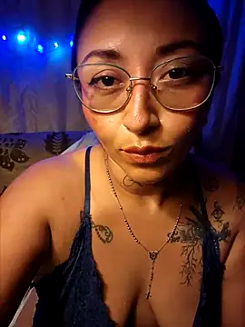 Snapshot of sweetshubbymami chatting on 16, 7, 2026 sweetshubbymami online show from 16, 7, 2026