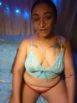 Snapshot of sweetshubbymami chatting on 21, 7, 2026 sweetshubbymami online show from 21, 7, 2026