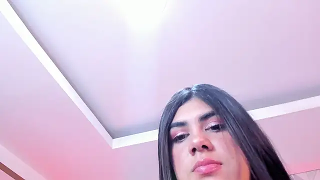 Snapshot of Chloe__fox_ chatting on 19, 7, 2026 Chloe fox online show from 19, 7, 2026