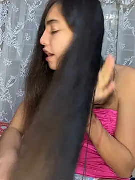 Julia valentina online show from 8, 8, 2026