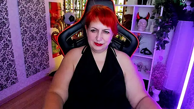 Joana Woods online show from 25, 7, 2026