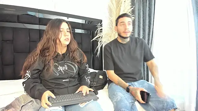 GabbyAndDominic online show from 30, 7, 2026