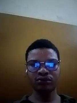 Snapshot of ledegamera chatting on 20, 6, 2026 ledegamera online show from 20, 6, 2026