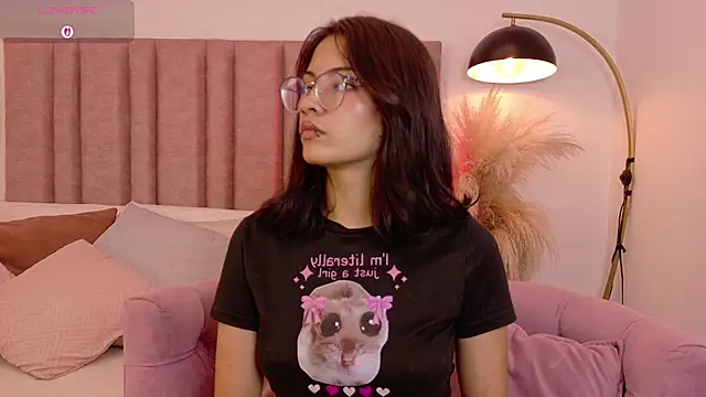 Lily beth  online show from 25, 6, 2026