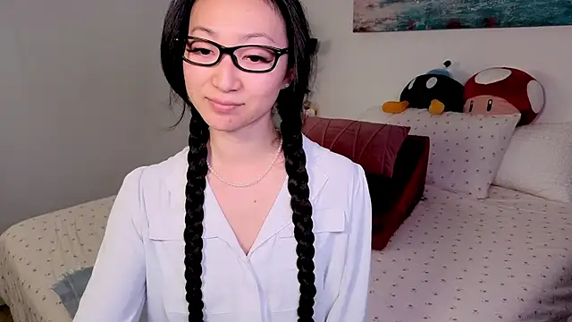 MySweetSofie online show from 28, 10, 2025