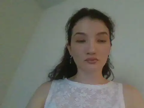 Snapshot of Calenyagi chatting on 25, 6, 2026 Calenyagi online show from 25, 6, 2026
