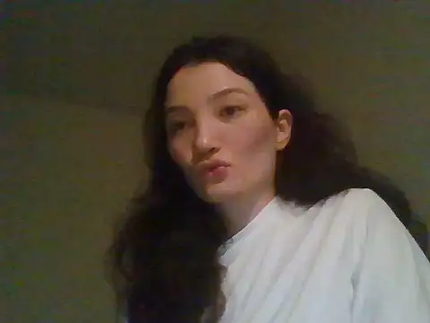 Snapshot of Calenyagi chatting on 5, 7, 2026 Calenyagi online show from 5, 7, 2026
