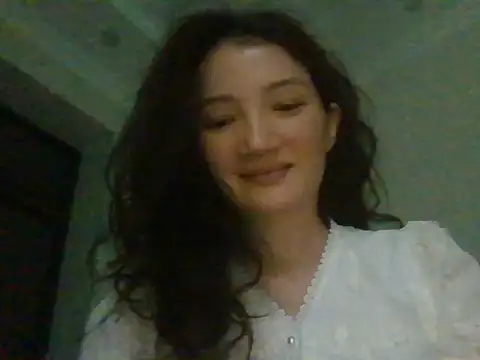 Snapshot of Calenyagi chatting on 21, 7, 2026 Calenyagi online show from 21, 7, 2026