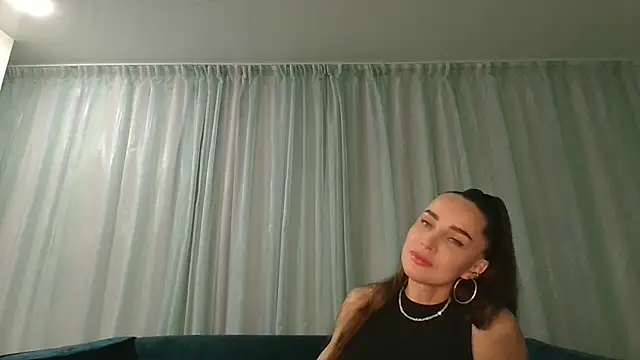 Zorelia online show from 25, 6, 2026