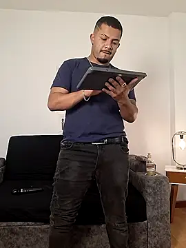 BrunoSilva  online show from 3, 7, 2026