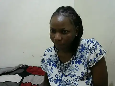 Snapshot of Qcmadonna chatting on 24, 7, 2026 Qcmadonna online show from 24, 7, 2026