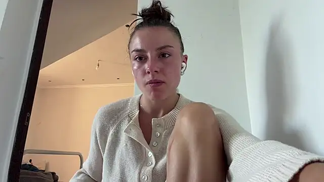 Snapshot of Monicaqte chatting on 26, 7, 2026 Monicaqte online show from 26, 7, 2026