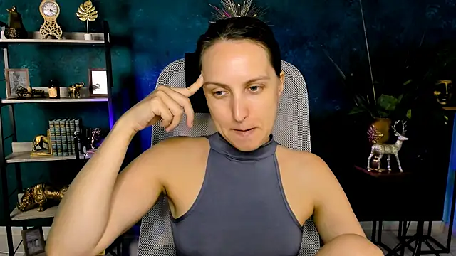 ErinWise online show from 9, 8, 2026