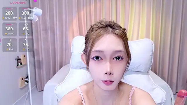 YangYang-0805 online show from 1, 7, 2026