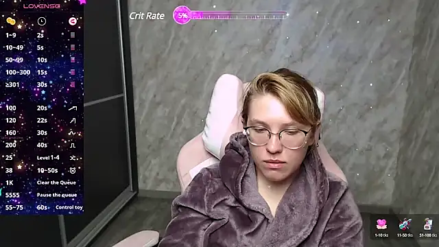 Snapshot of Reginasmilee chatting on 20, 3, 2025 Reginasmilee online show from 20, 3, 2025