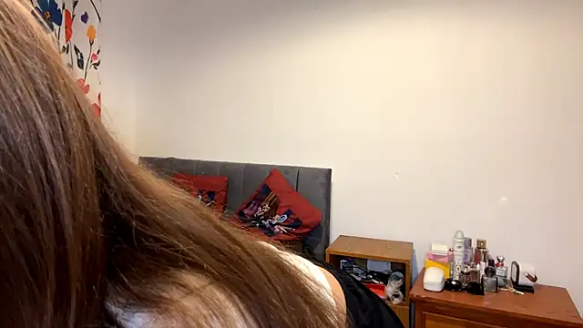 dewlullaby online show from 25, 7, 2026