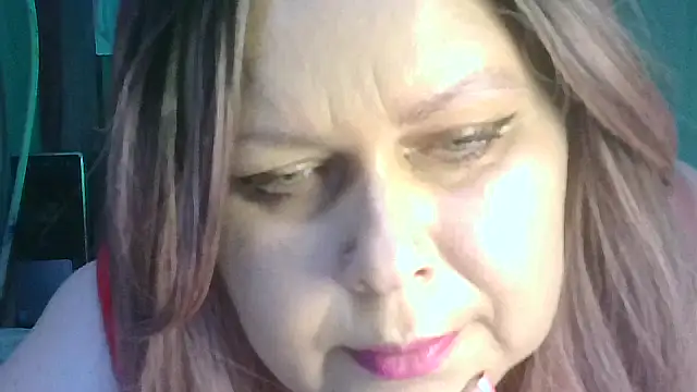 Snapshot of Roksolana5398 chatting on 9, 7, 2026 Roksolana5398 online show from 9, 7, 2026