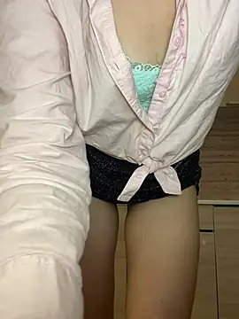 Girl Cleopatra online show from 24, 6, 2026