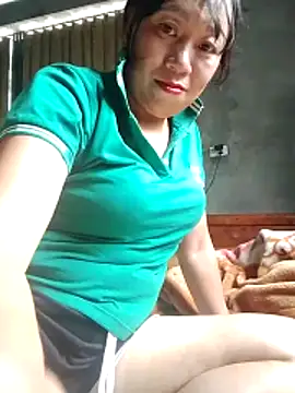 Moon squirtt online show from 29, 6, 2026