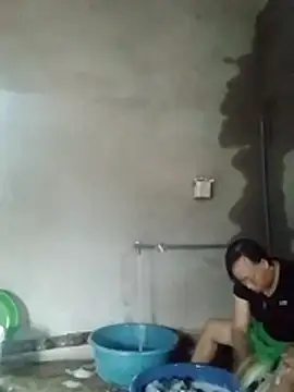 Moon squirtt online show from 4, 8, 2026