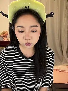 Snapshot of oooooBaby129 chatting on 28, 6, 2026 oooooBaby129 online show from 28, 6, 2026
