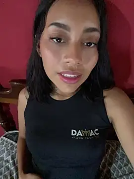 Snapshot of camilainocente69 chatting on 11, 7, 2026 camilainocente69 online show from 11, 7, 2026