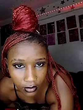 ChixieSpiffy online show from 13, 7, 2026