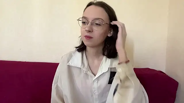 Snapshot of EvaRavelle chatting on 2, 7, 2026 EvaRavelle online show from 2, 7, 2026