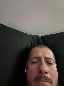 hoozurdaddy81 online show from 29, 6, 2026