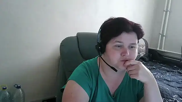 AdrianaGalore online show from 30, 6, 2026