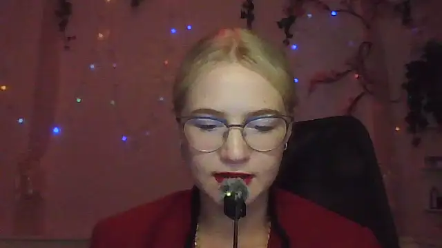 Snapshot of Sinful_corner chatting on 9, 7, 2026 Sinful corner online show from 9, 7, 2026